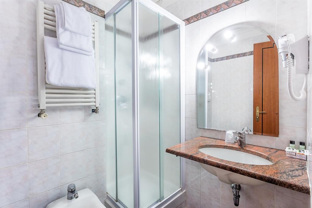 Raeli Hotel Siracusa Řím Exteriér fotografie