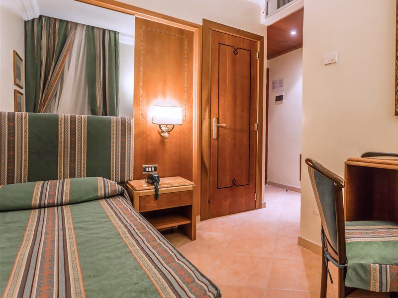 Raeli Hotel Siracusa Řím Exteriér fotografie