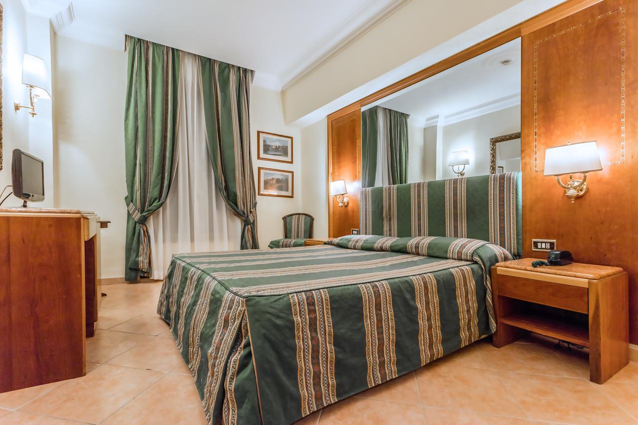 Raeli Hotel Siracusa Řím Exteriér fotografie