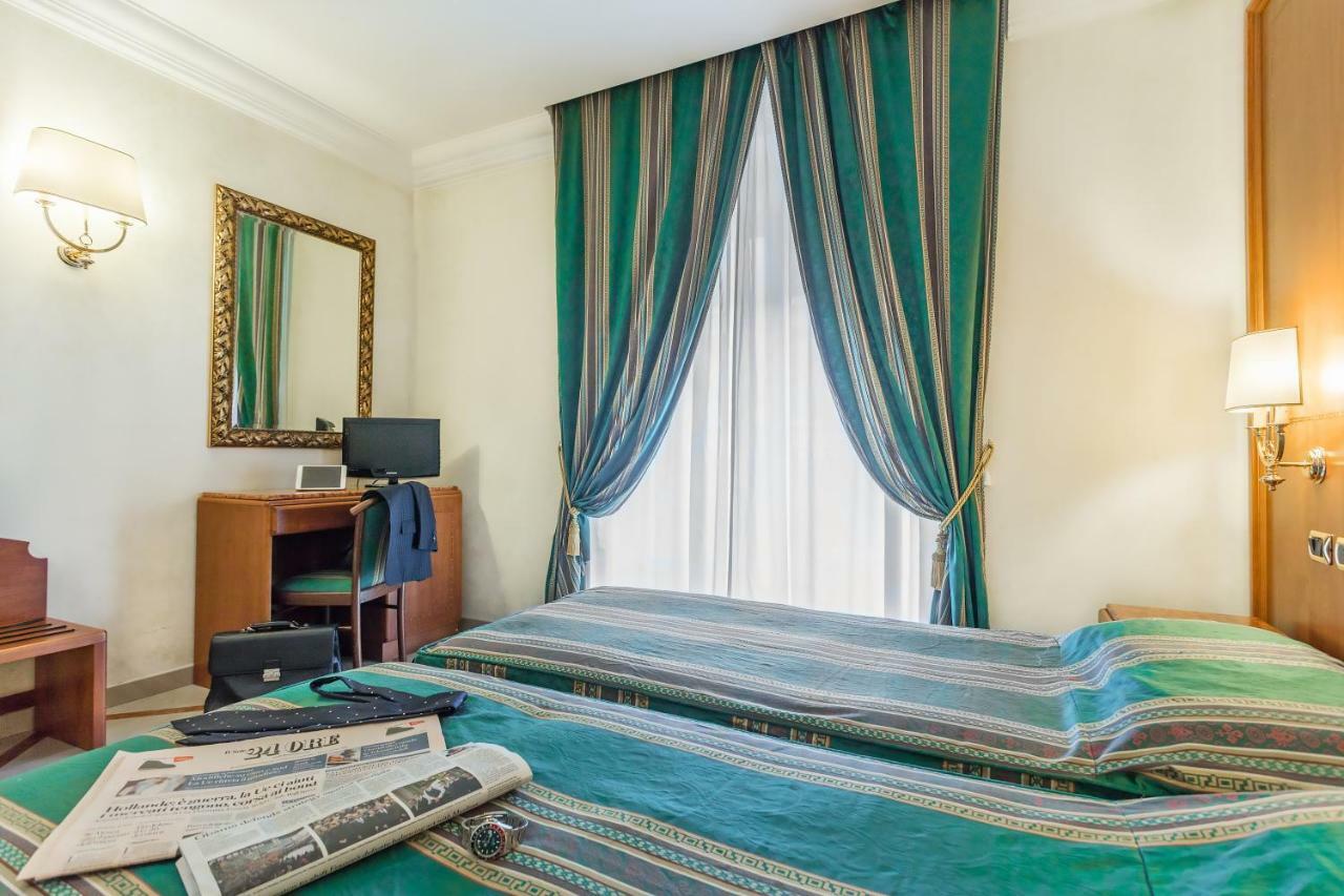 Raeli Hotel Siracusa Řím Exteriér fotografie