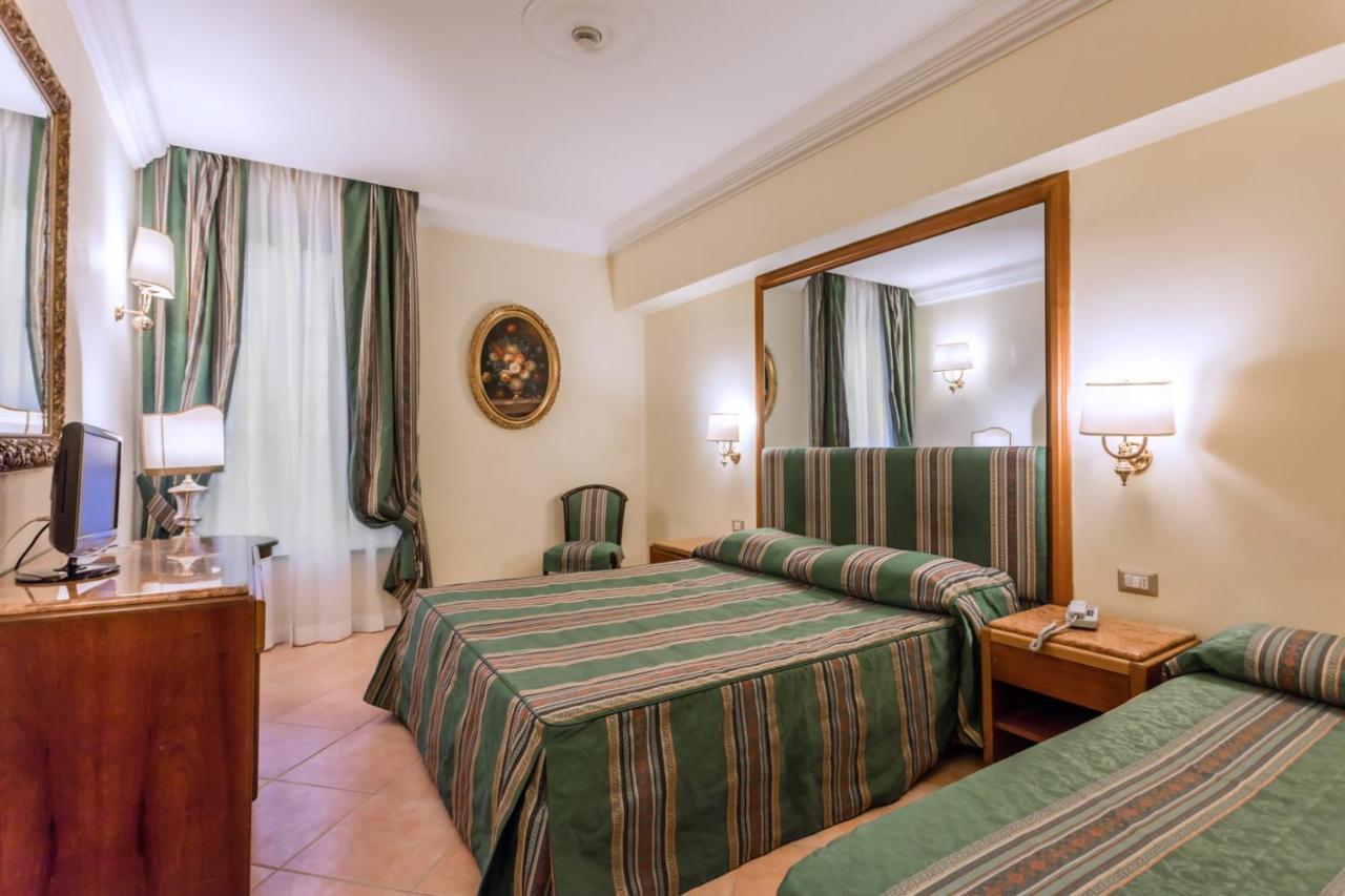 Raeli Hotel Siracusa Řím Exteriér fotografie